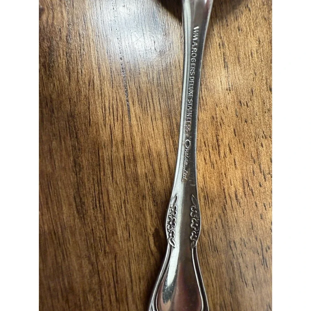 Mansfield (Stainless) By Oneida Silver Lot Of 17, Flower Print, Vintage Flatware
